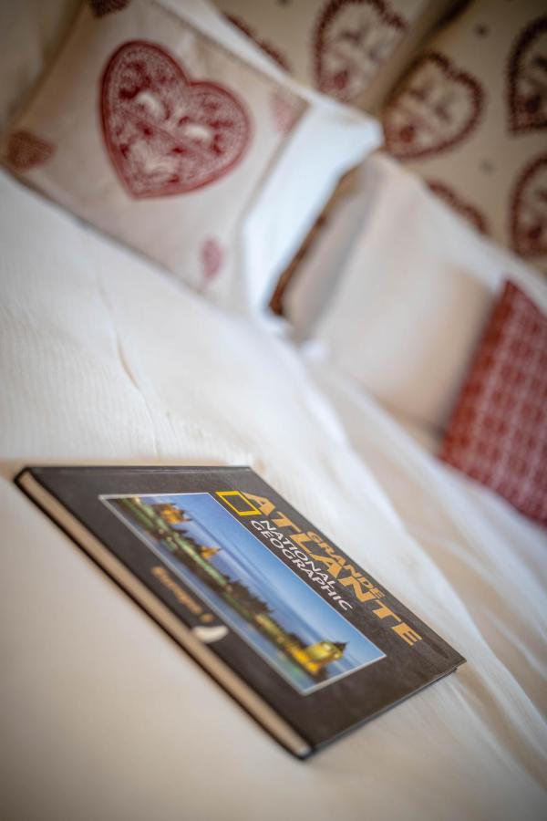 Hotel & Ristorante Serenella Бройл-Червиня Екстериор снимка